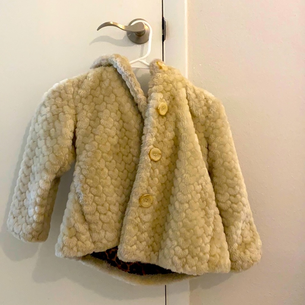 Coat size 5/6